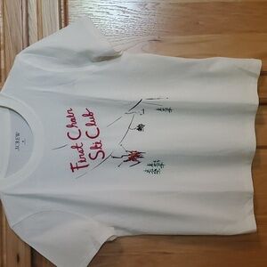 NWT Adorable tee. S. Retro look. Embroidered.